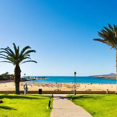 Apartment With One Bedroom In Castillo With Shared Pool Furnished Terrace And Wifi 100 M From The Beach Caleta De Fuste